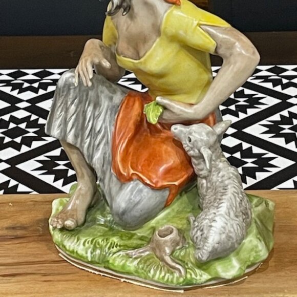 Large Antique Dresden Porcelain Woman Figurine - Picture 4 of 8